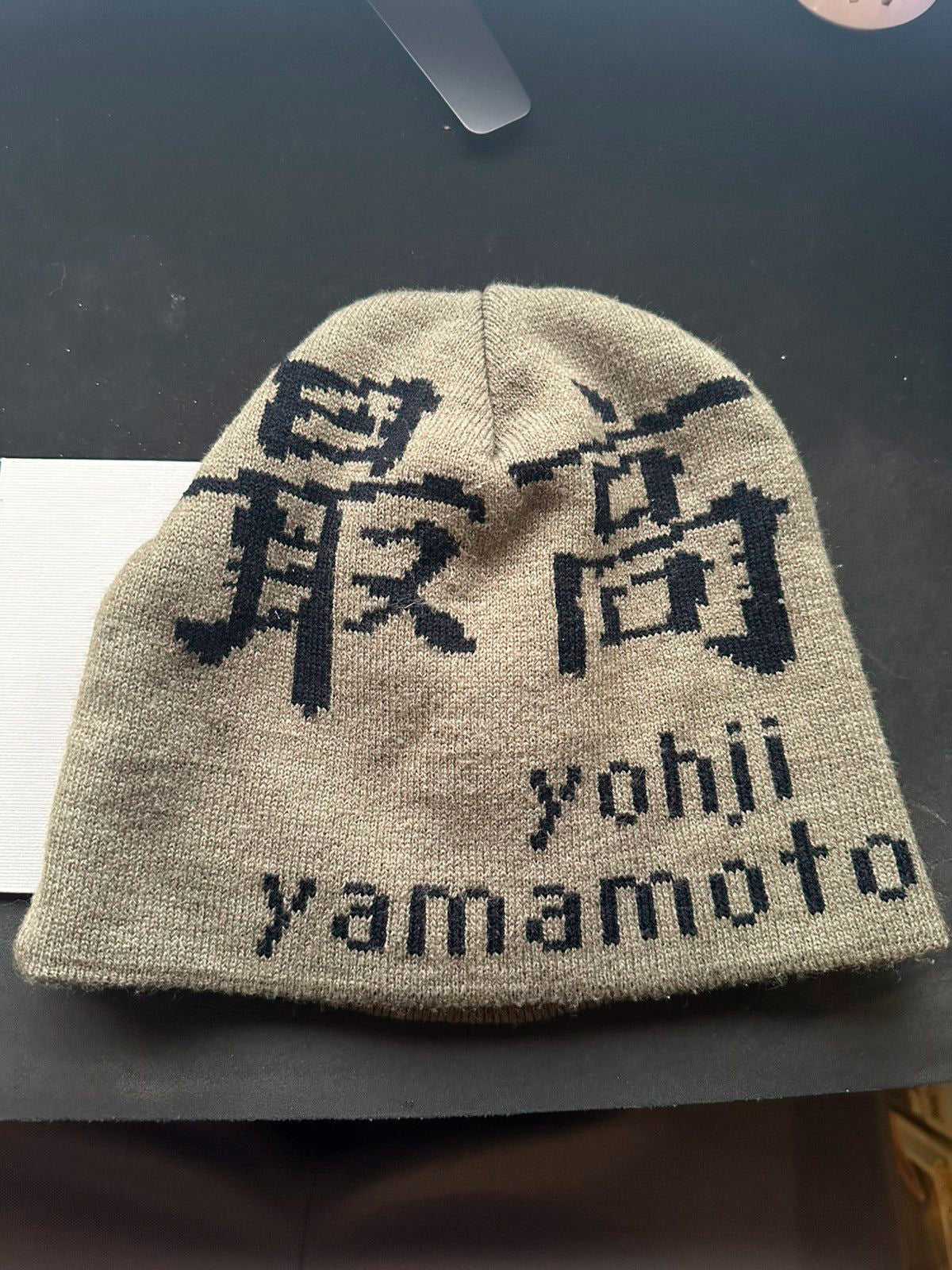 GORRO YOHJI YAMAMOTO