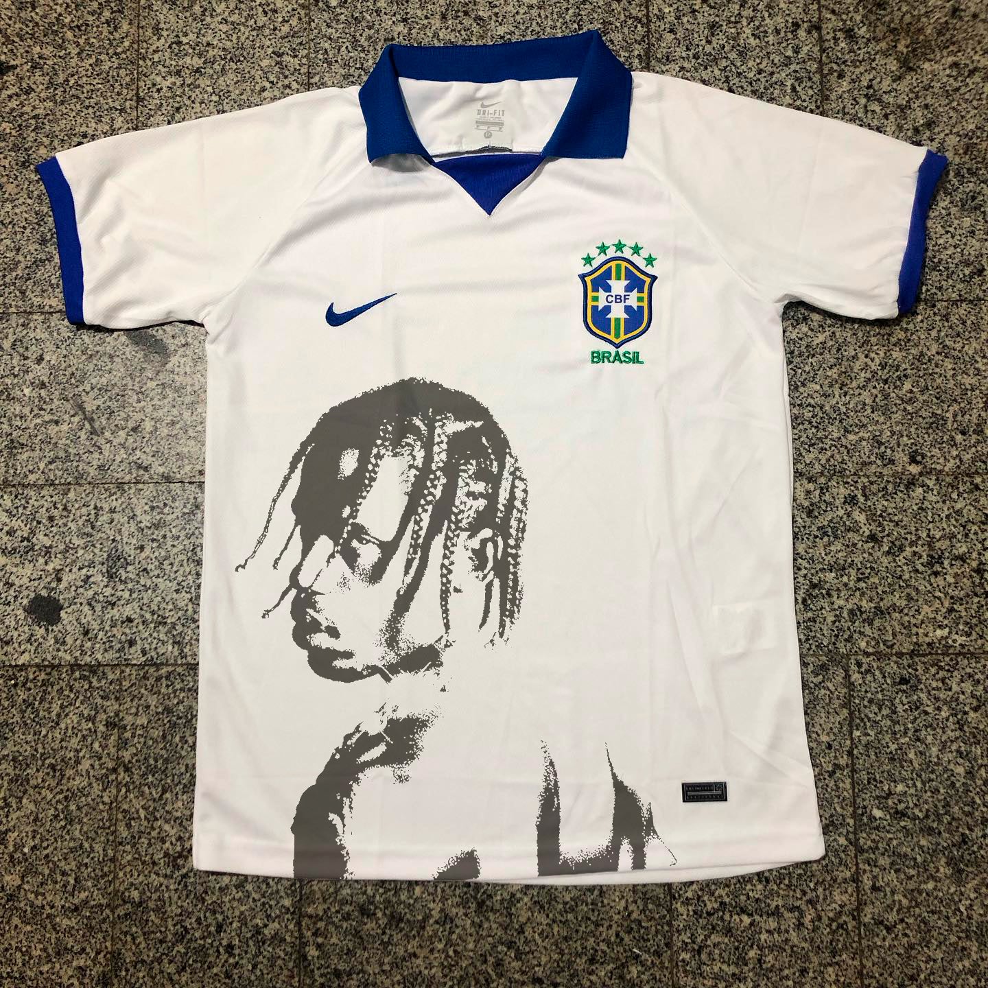 CAMISA TRAVIS SCOTT BRASIL RETRÔ 19